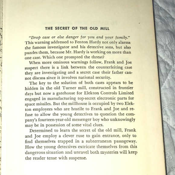 The Hardy Boys: The Secret of the Old Mill Book - Picture 2 of 9